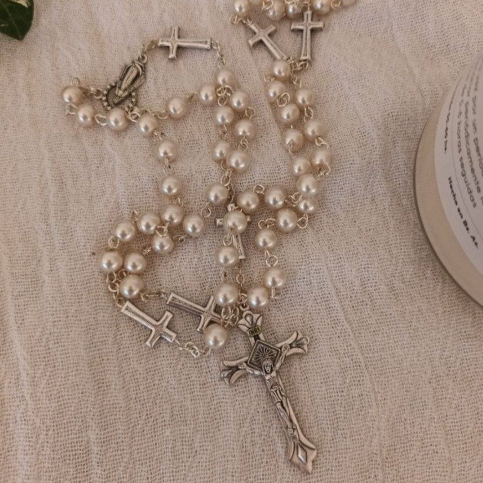 Regina Pearl Rosary