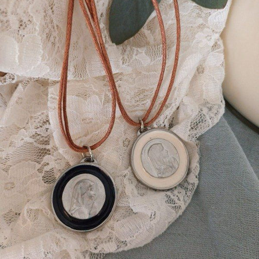 Child Mary enameled medal