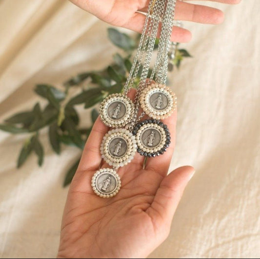 Miraculous Virgin round medal