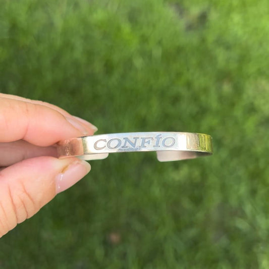 CONFIO bracelet