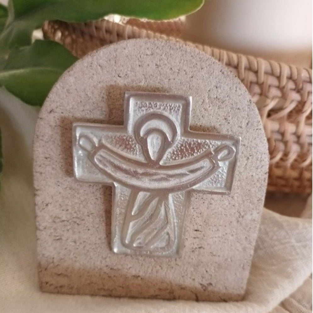 Cross with Risen Jesus + Stone Stand