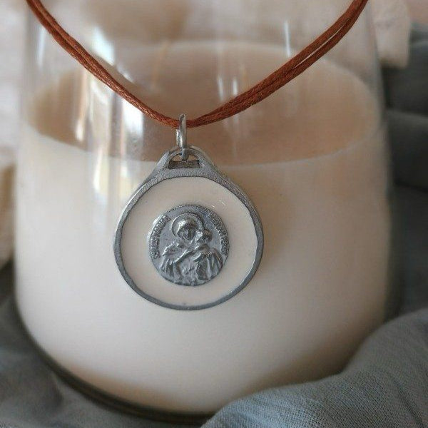Our lady of Schoenstatt enameled medal